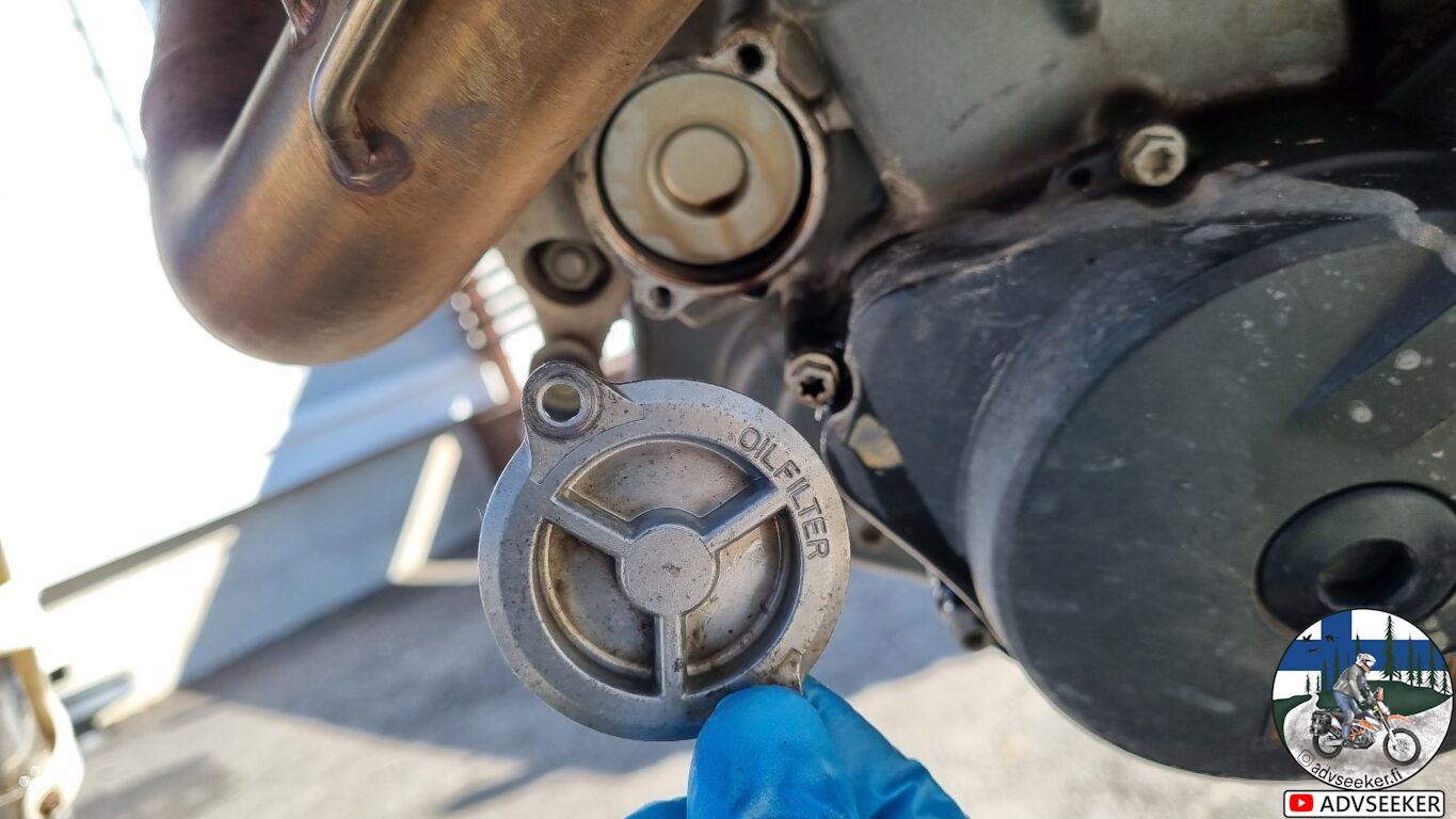 You are currently viewing Oil and filter change for KTM 690 Enduro R 2009